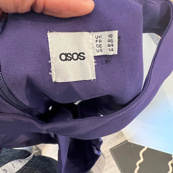 ASOS plus size 14 purple cut out chest area design…. - Picture 2 of 7